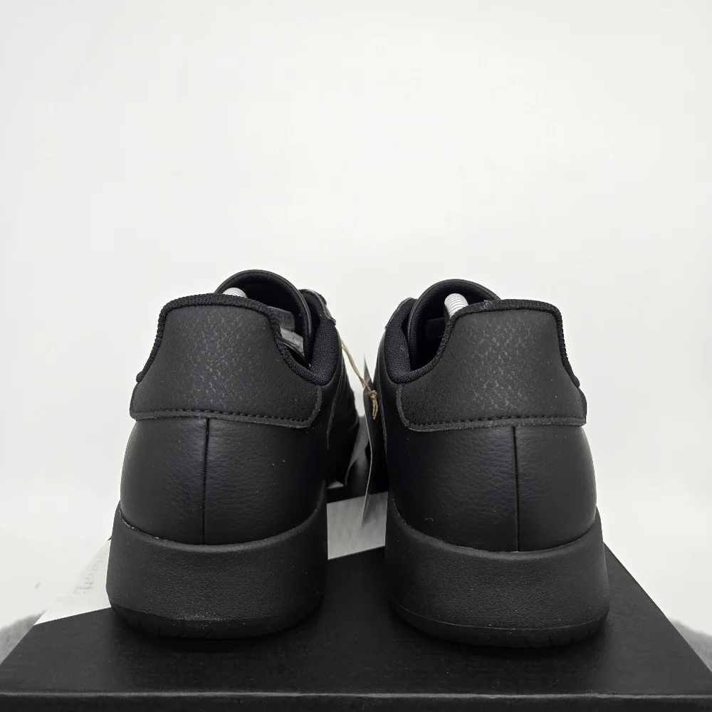 New Adidas Barreda Core Black JR1321 Men's Shoes Size 12.5